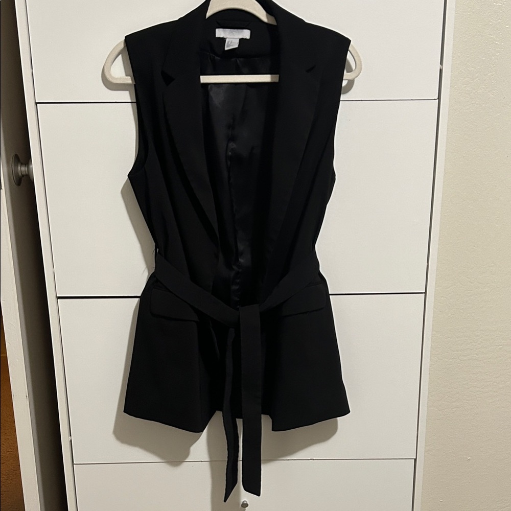 H&M Black Sleeveless Belted Blazer Vest